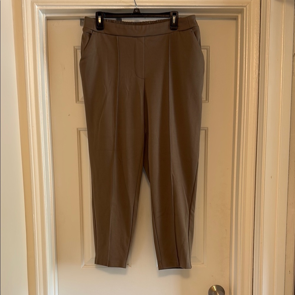 Nine West Curvy Relaxed Crop Pants